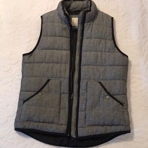 Houndstooth vest